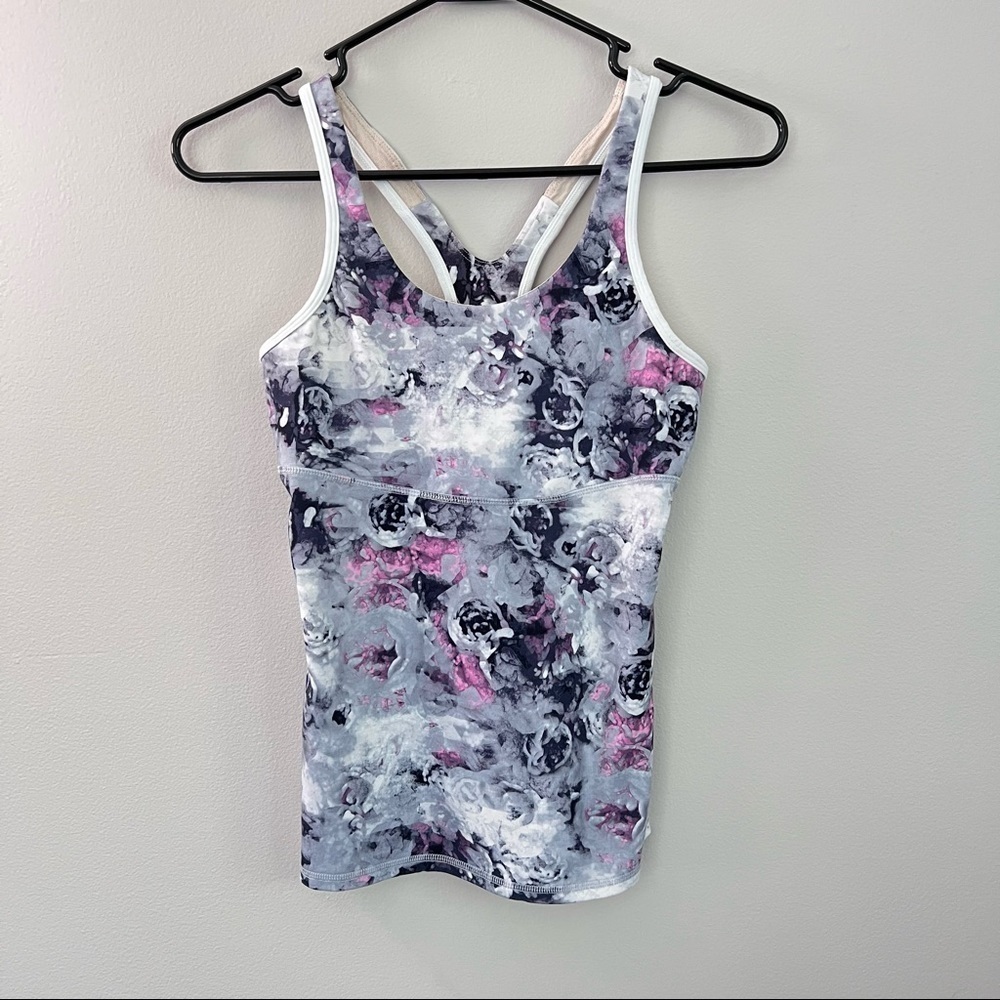 Lululemon Cool Racerback tank in Moody Mirage print size 6